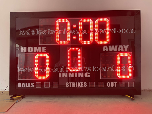 El marcador del béisbol del color rojo LED incluyó a Logo Printing libre